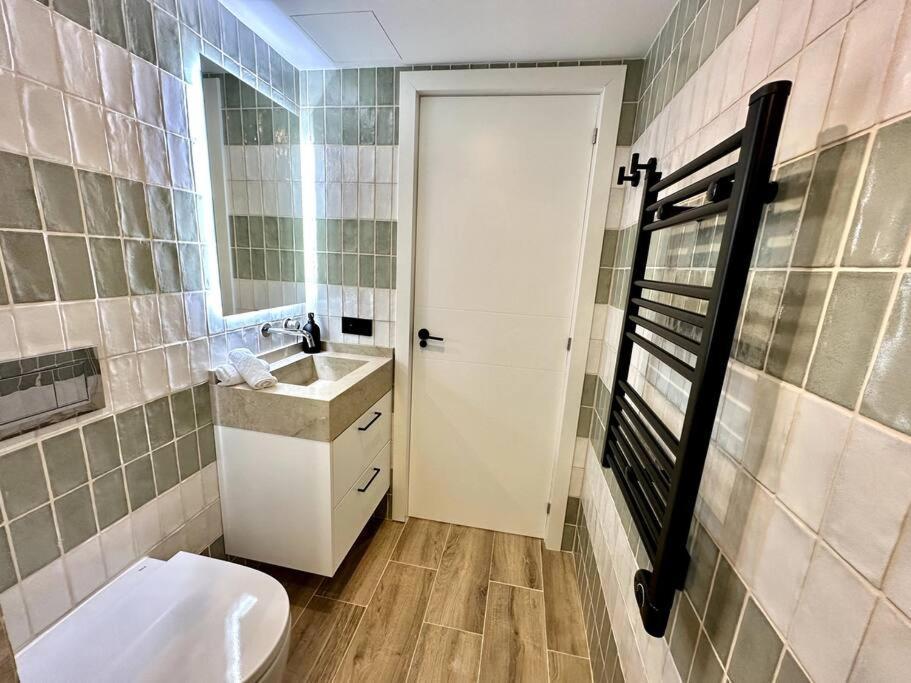 Moderno Y Acogedor Apartamento Con Terraza “ Llebeig” 소예르 외부 사진
