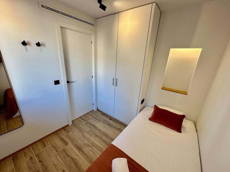 Moderno Y Acogedor Apartamento Con Terraza “ Llebeig” 소예르 외부 사진